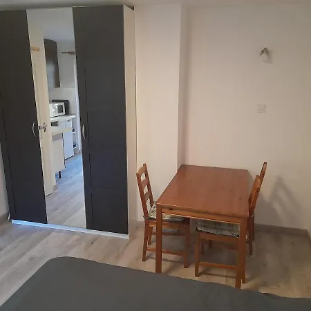 Ujkishaz - Lägenhet Budapest