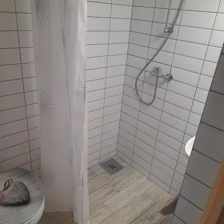 Ujkishaz - Budapeszt